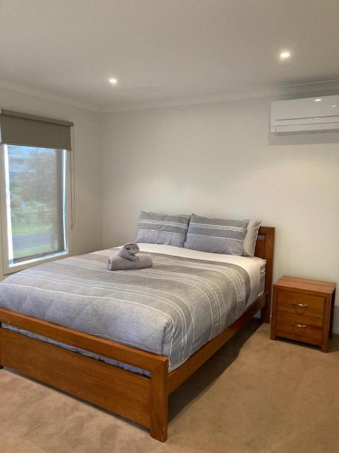 Venus Haven - Beach 1, Linen, Wifi, Netflix Venus Bay Esterno foto